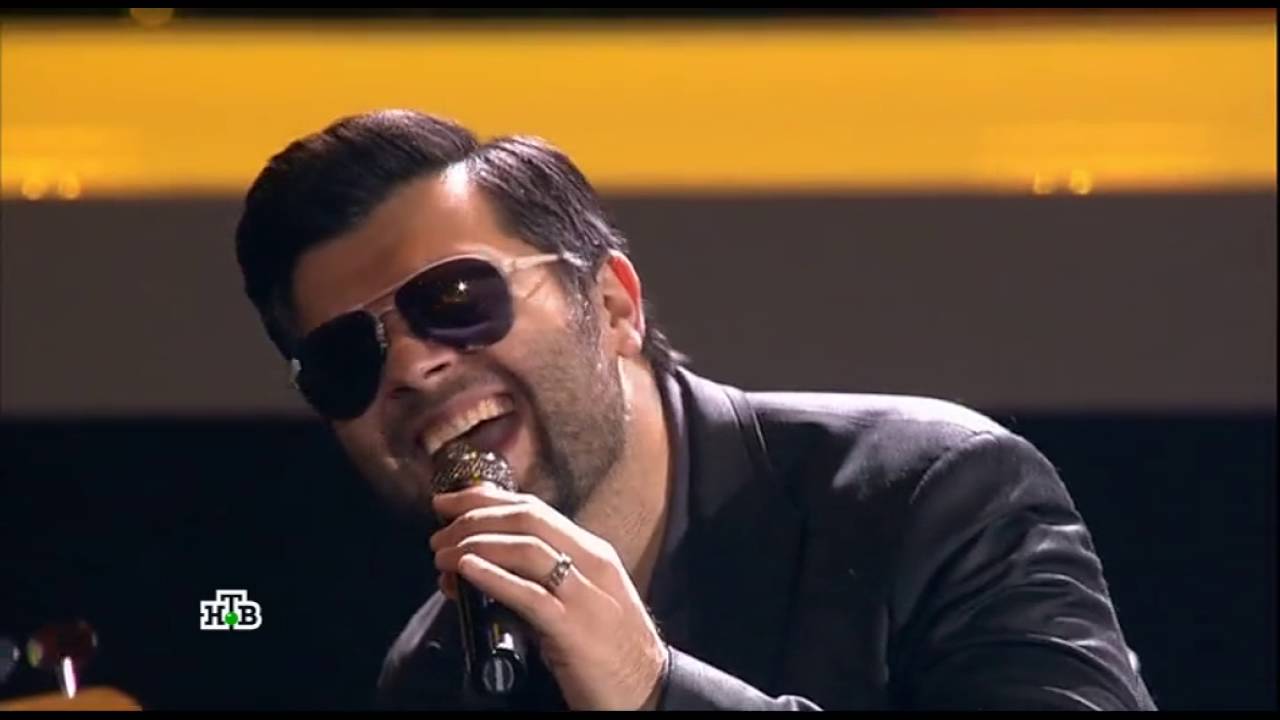 Алексей Чумаков с композицией "Эти тёплые летние дни" (11.06.2016)