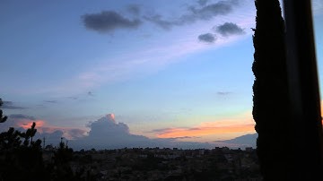Canon 70D 1st Timelapse  4K UHD Clouds and Sunset