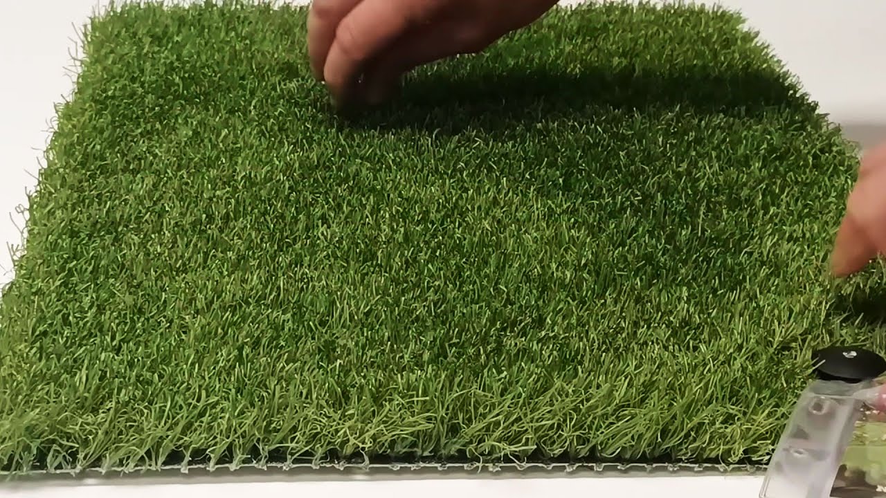 Quickgrass Premium Luxury 35 ECO Green Repeat® Artificial Grass - close up video.