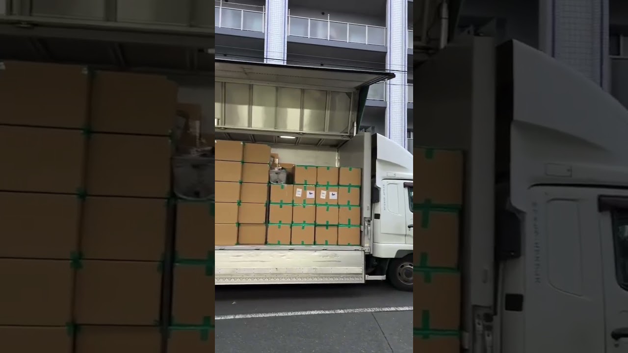 Goods are being shipped.👏👏