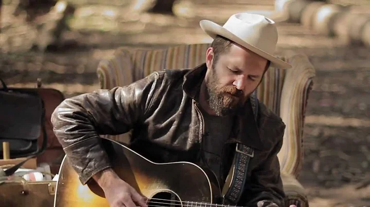 Jeffrey Foucault | "Northbound 35" (The Living Room Sessions: Bonus Session)