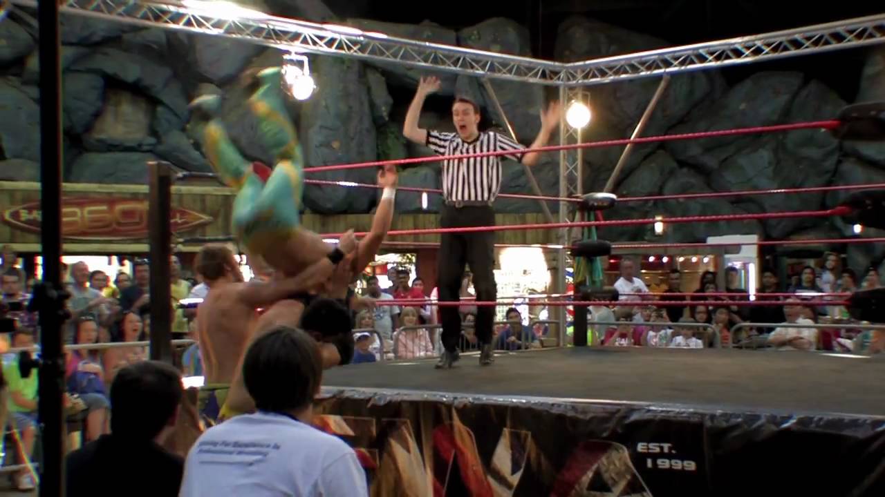 Frontier Wrestling Alliance At Thorpe Park - A Documentary Short
