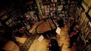 Video thumbnail of "GEORG AUF LIEDER - LÖCHER IN DEN HOSENTASCHEN (ANTIQUARIATS-SESSION)"