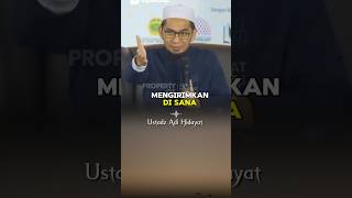 MEMBANTU ORANG LAIN