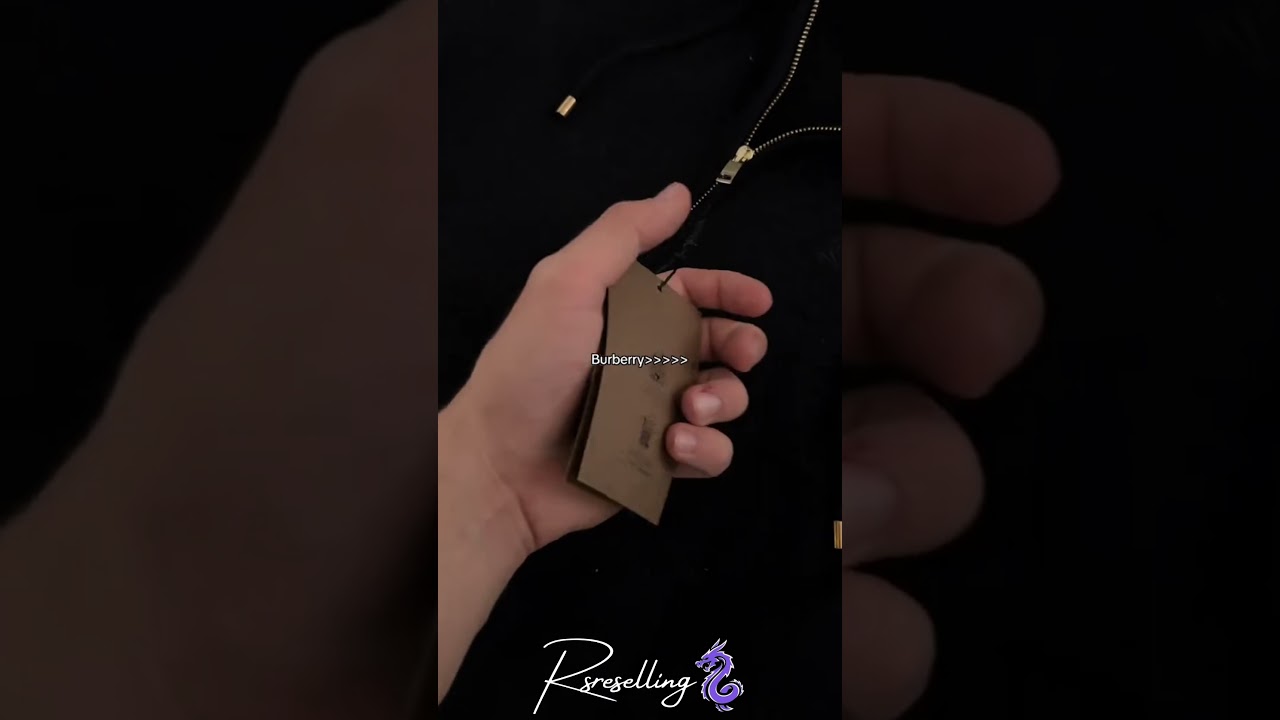 British luxury, street precision 🖤✨ Black Burberry zip-up in stock now. 