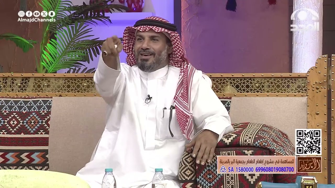 شاب شاعر وأبوه كذلك وكان بيشارك في المناسبة فلما وصلوا رفضوا مشاركته وهذا ما حصل!  ردة الله العصلاني