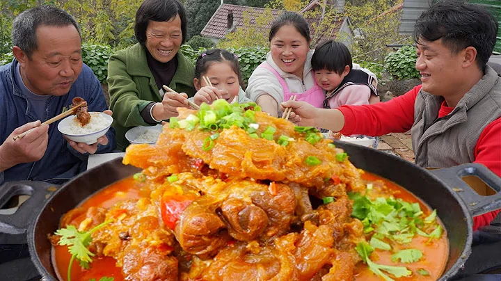 Get firewood and make braised beef tendon 10:35