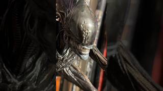 Hot Toys Scorched Xenomorph