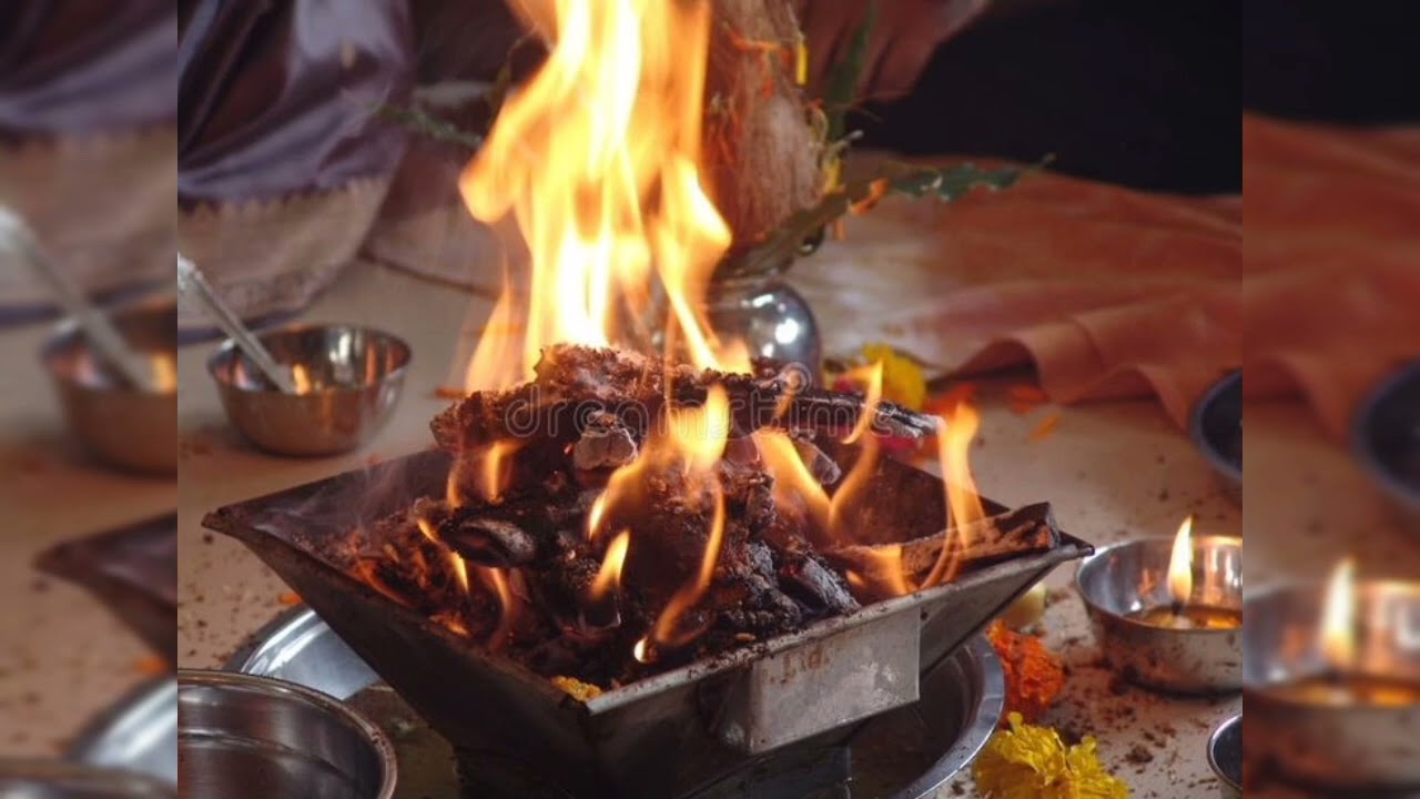 हवन धुन गुंज रही स्वाहा स्वाहा🙏Hawan Geet✨#song#bhajan#like#bhakti#share#subscribe @RenuKiGeetMala 