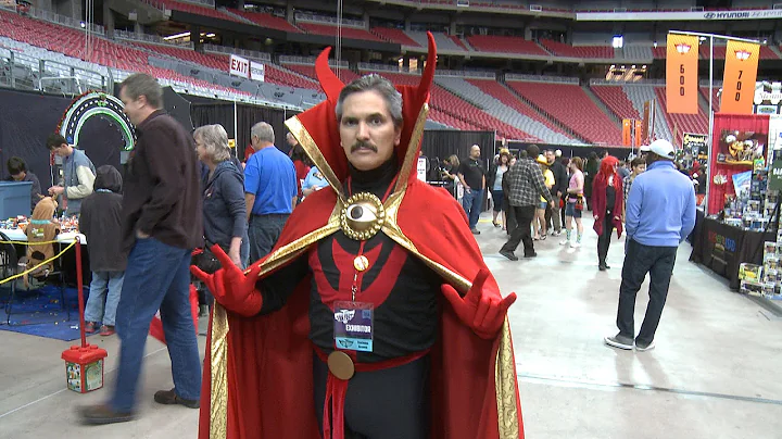 Phoenix Comicon Fan Fest - Spotlight on artist Jul...