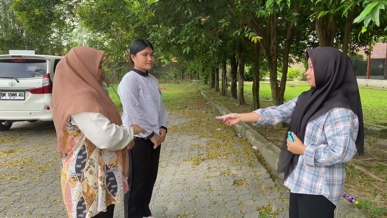 Drama Pendidikan Kelompok II yang berjudul “Dompet biru yang hilang”