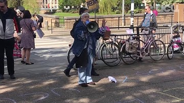 UCU Hull College -  Strike Day 1 - Joanna de Groot