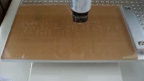 Desktop automatic dispensing robot operation