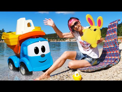 Mommy for Lucky! NEW toy for Lucky - Leo the Truck toy. Pretend play with toys & family-fun videos.