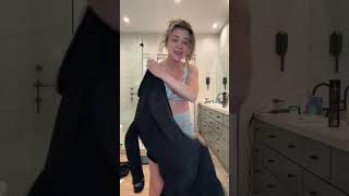 A morning pump session + cry sessions…tell me ur postpartum without telling me ur postpartum LOL 🤣 Wealth