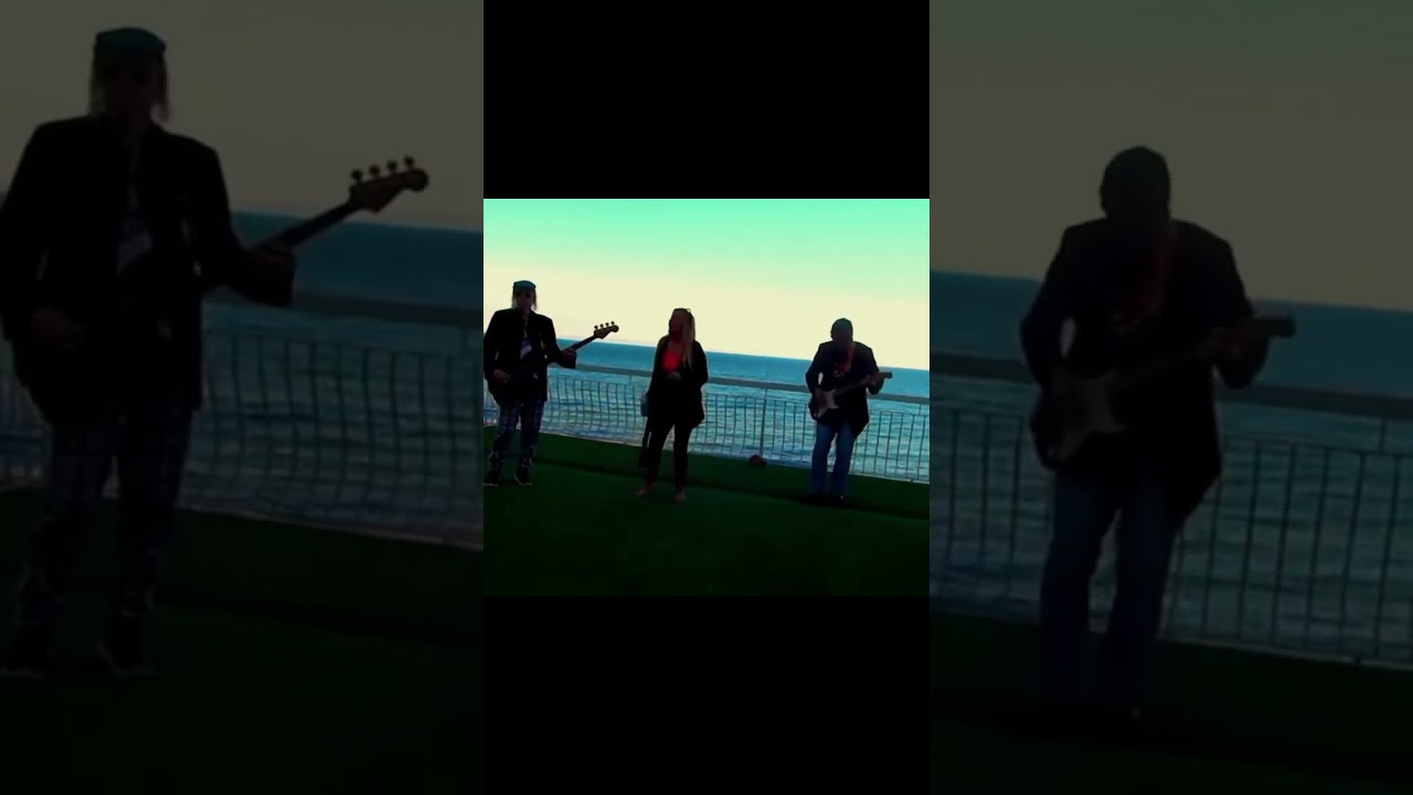 Ella singing  #singersongwriter #aussiemusic #ella #ellalyrics #australia