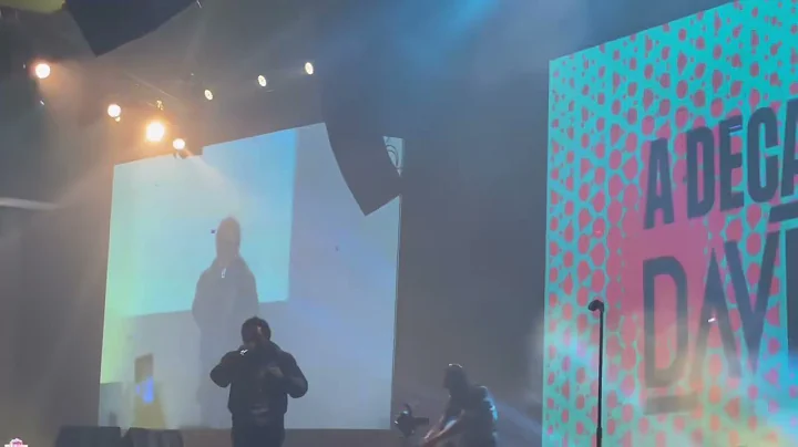 Olamide Joins Davido on Stage At #ADecadeOfDavido Concert to Perform ‘The Money’ 🔥 | WATCH