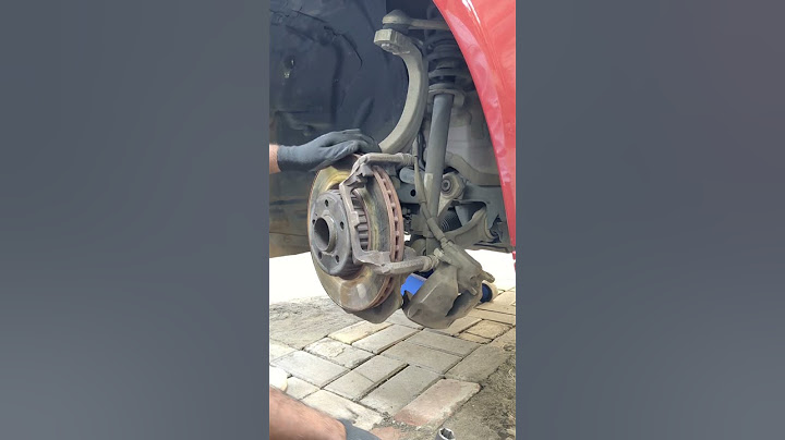 How to change front brake discs on MERCEDES-BENZ W205 C-Class..