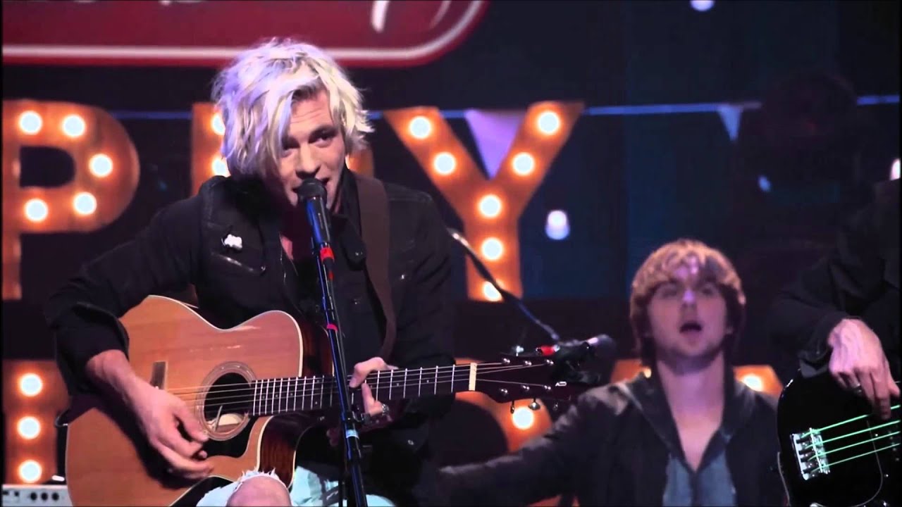 R5 'Heart Made Up On You' - Live