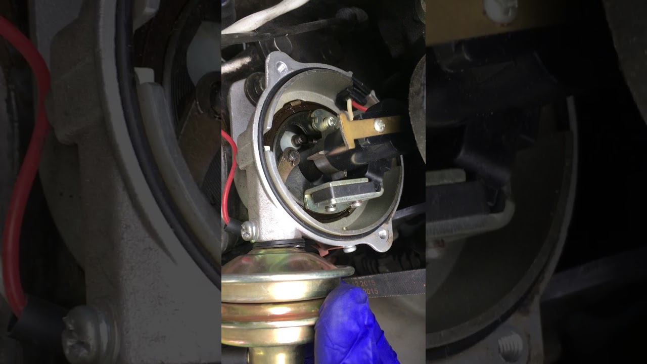 83 22r Vacuum Advance wobble YouTube