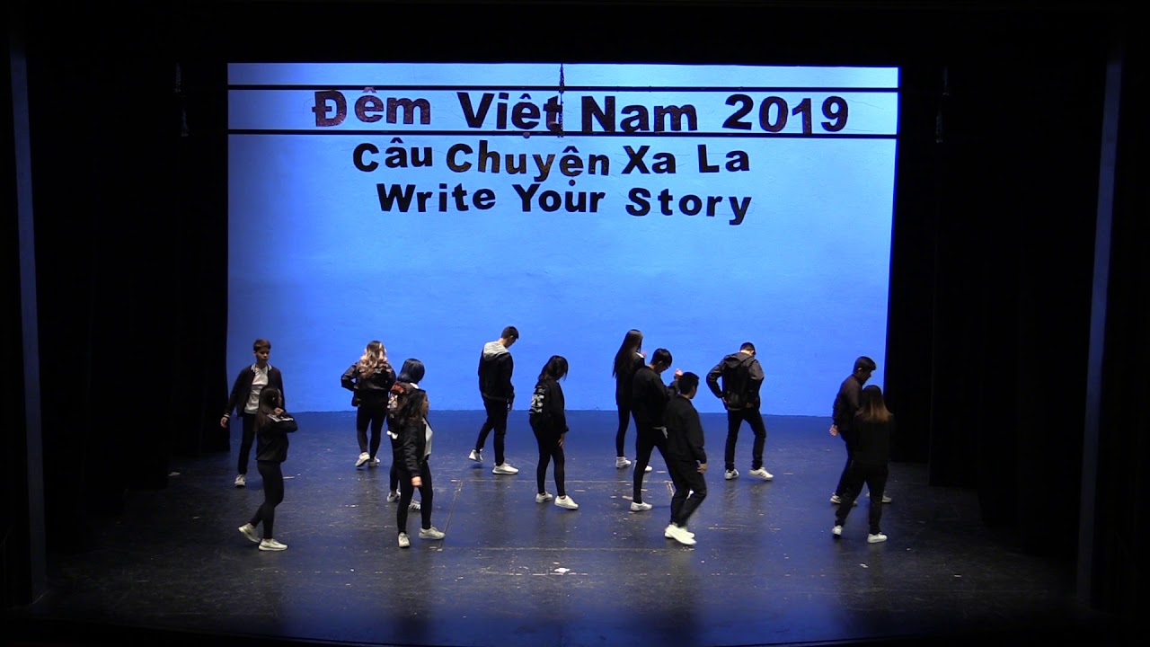 Dem Viet Nam 2019 Guy Girl Hip Hop