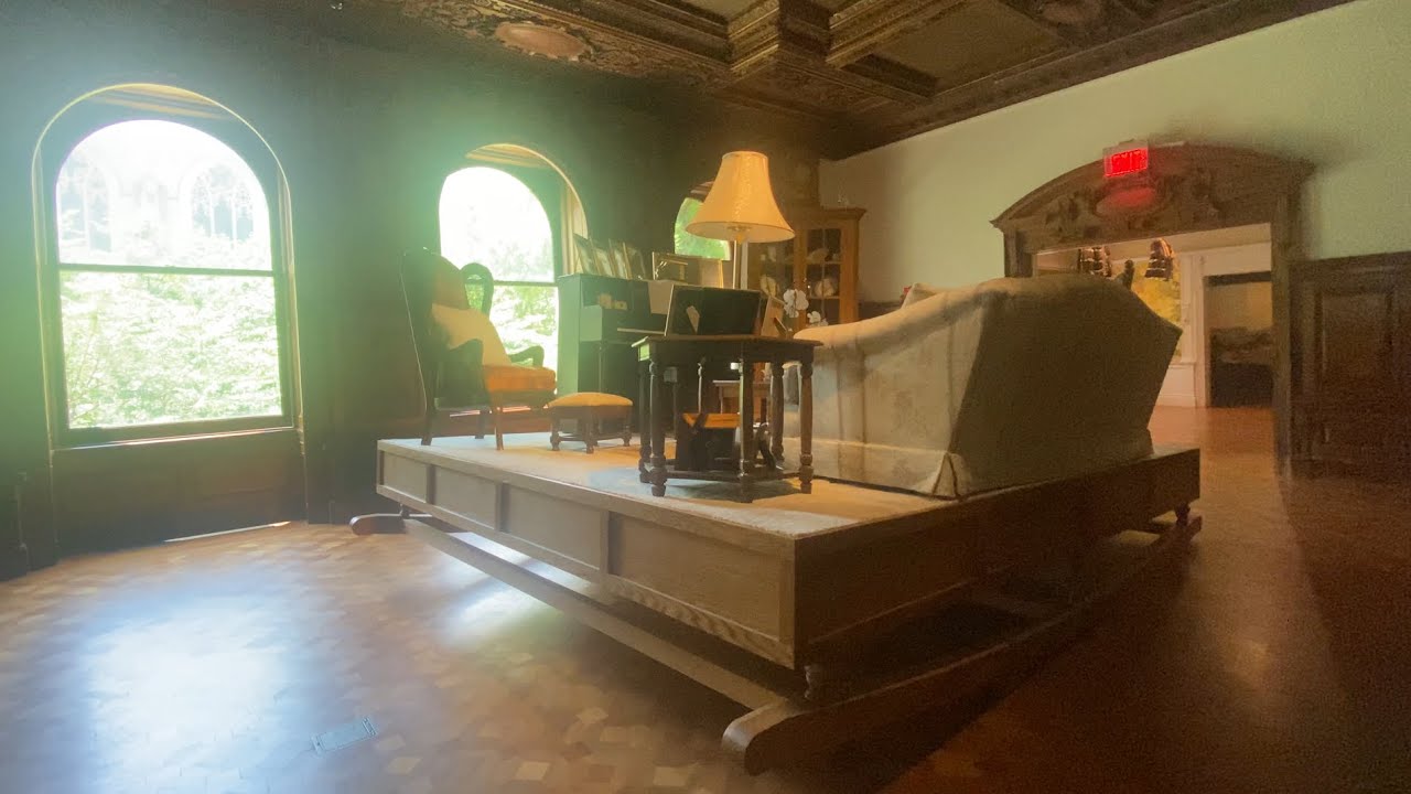 DAVONE TINES, HUGH HAYDEN, ZACK WINOKUR : LIVING ROOM: ORLEAN. VA | COOPER HEWITT