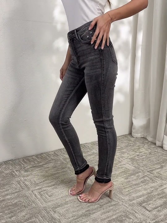 Judy Blue Jeans Review: The Tummy Control Release Hem Dream?