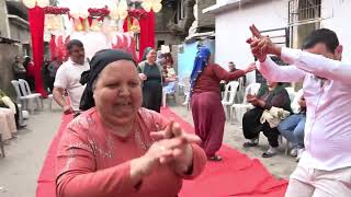 Aşk Adami Ümmet Bi̇ce Bugünde Beni̇m İçi̇n Oyna Sen Kaynana Di̇yor Abov - Vazgeçi̇lmez Tuncay Foto Sunar