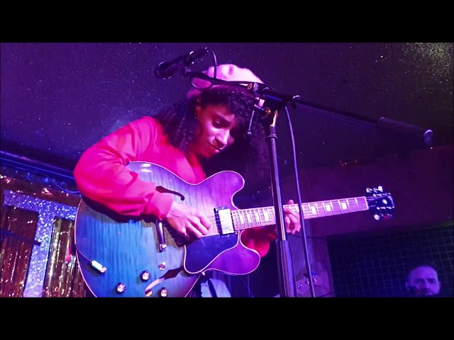 Lianne La Havas - Unstoppable @ The MOTH Club, London 04/03/20