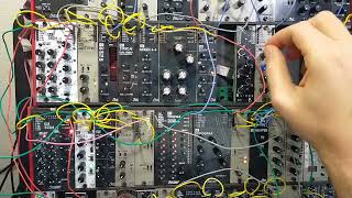 Jam with Mutable Instruments clones: Pad with Rings Sequence clocked by Grids - with #AEModular