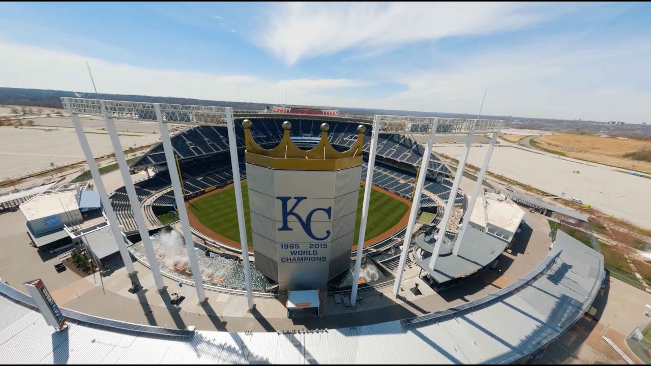 Kauffman Stadium (Royals Stadium) - Kansas City Missouri - Kansas City  Royals (American League)
