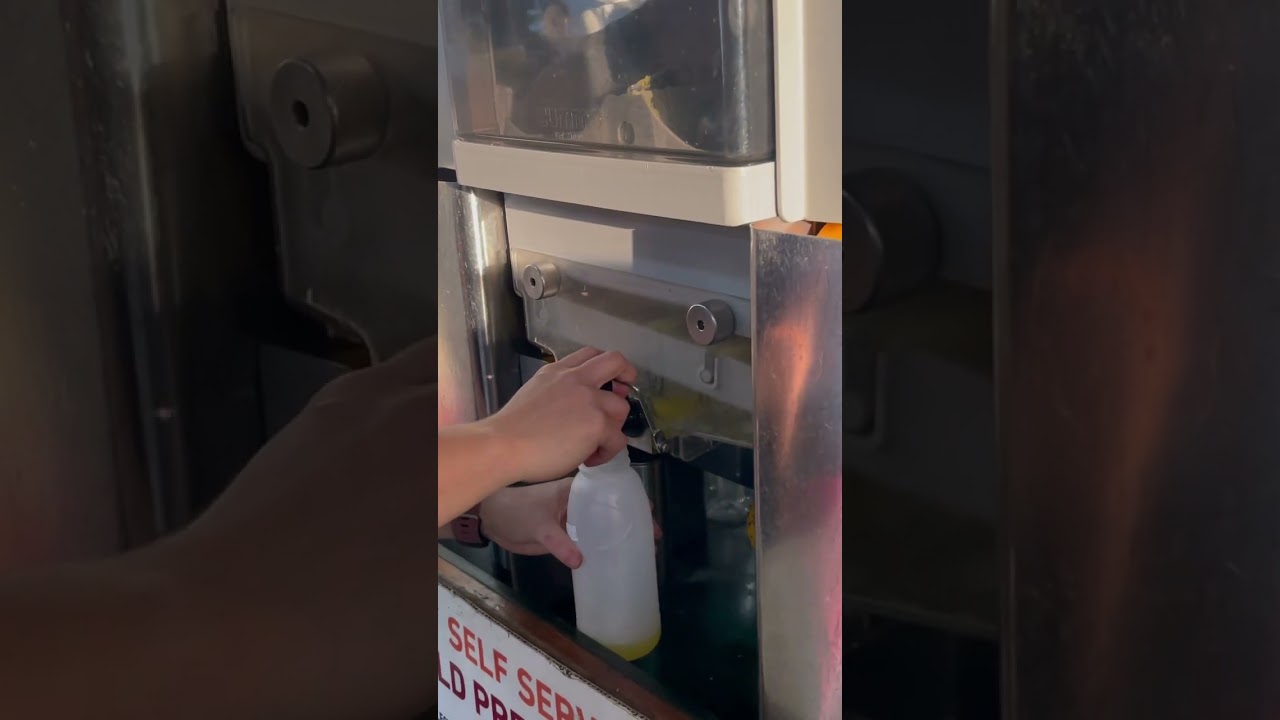 Cold pressed juicer at Matilda’s fruit barn glasshouse Mountains 