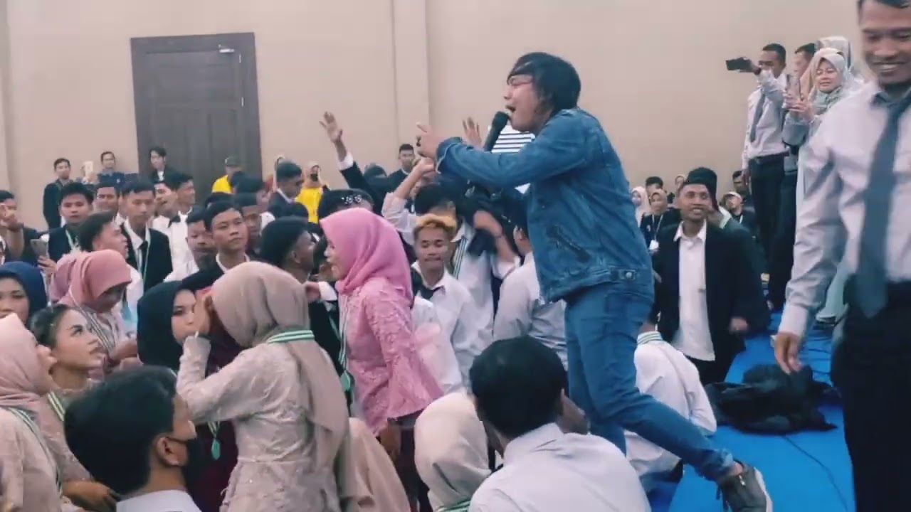 ANGKASA BAND -LIVE PERFORM