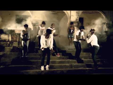 Douleur - Ja Na Mba [CLIP OFFICIEL SOUS-TITRÉ EN FRANCAIS - 1080p] x Punchline Production