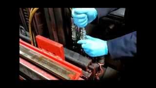 Quick release hydraulic couplings