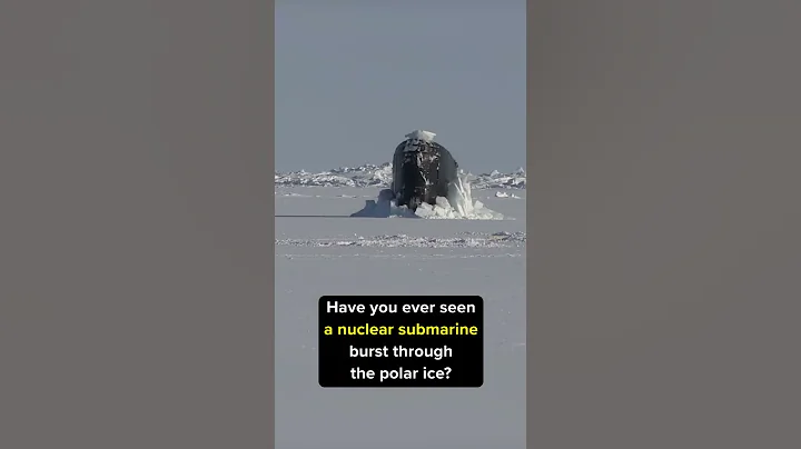 US Navy Nuclear Submarine Bursts Through Polar Ice - DayDayNews