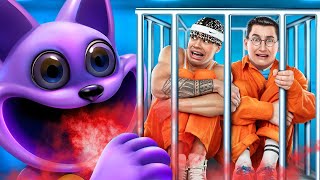 Sporcu ve İnek Hapishanede Catnap'a Karşı! Hapishanede Eğlenceli Yaşam Tüyoları! APTAL vs AKILLI!