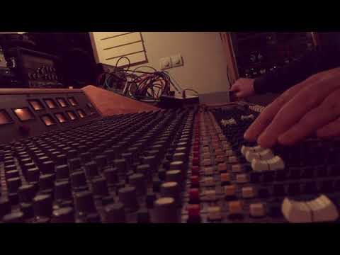 SMOKE MIRRORS Dub That Emotion 