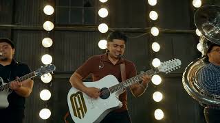 Adrian Mendez Y Los De La Perla - Ni Parientes Somos 