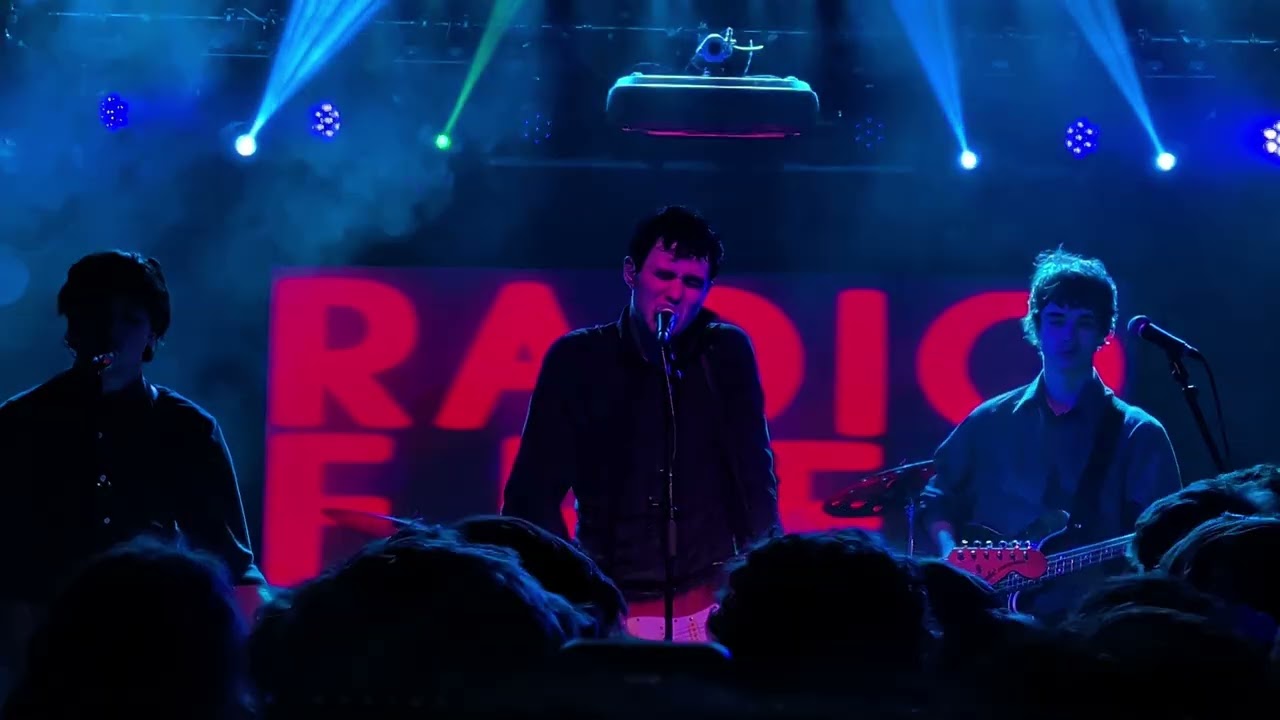 Radio Free Alice - Chinese Restaurant (Live at The Bodega, Nottingham 21.11.25)