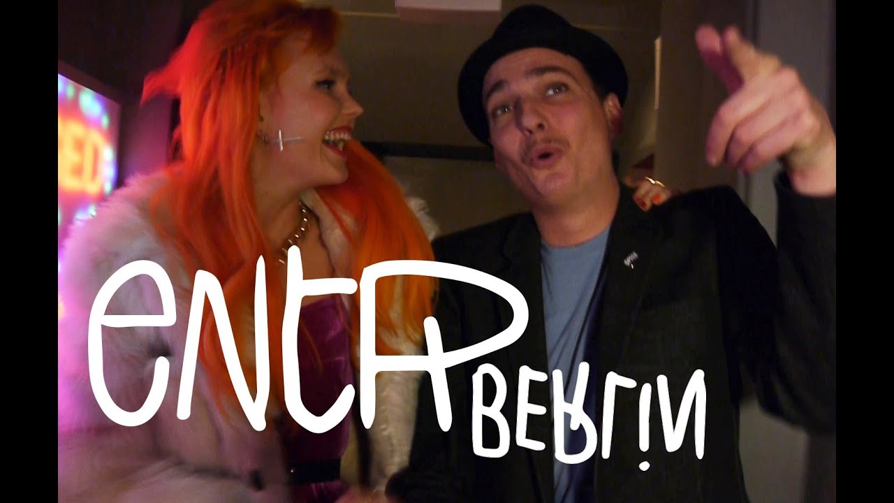 Bonnie Strange & Yaneq: eNtR berlin!