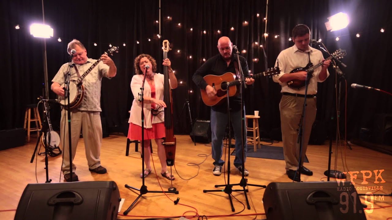 Guarda Storefront Congregation - Caledonia (Live on WFPK) su YouTube Guarda Storefront Congregation - Caledonia (Live on WFPK) su YouTube