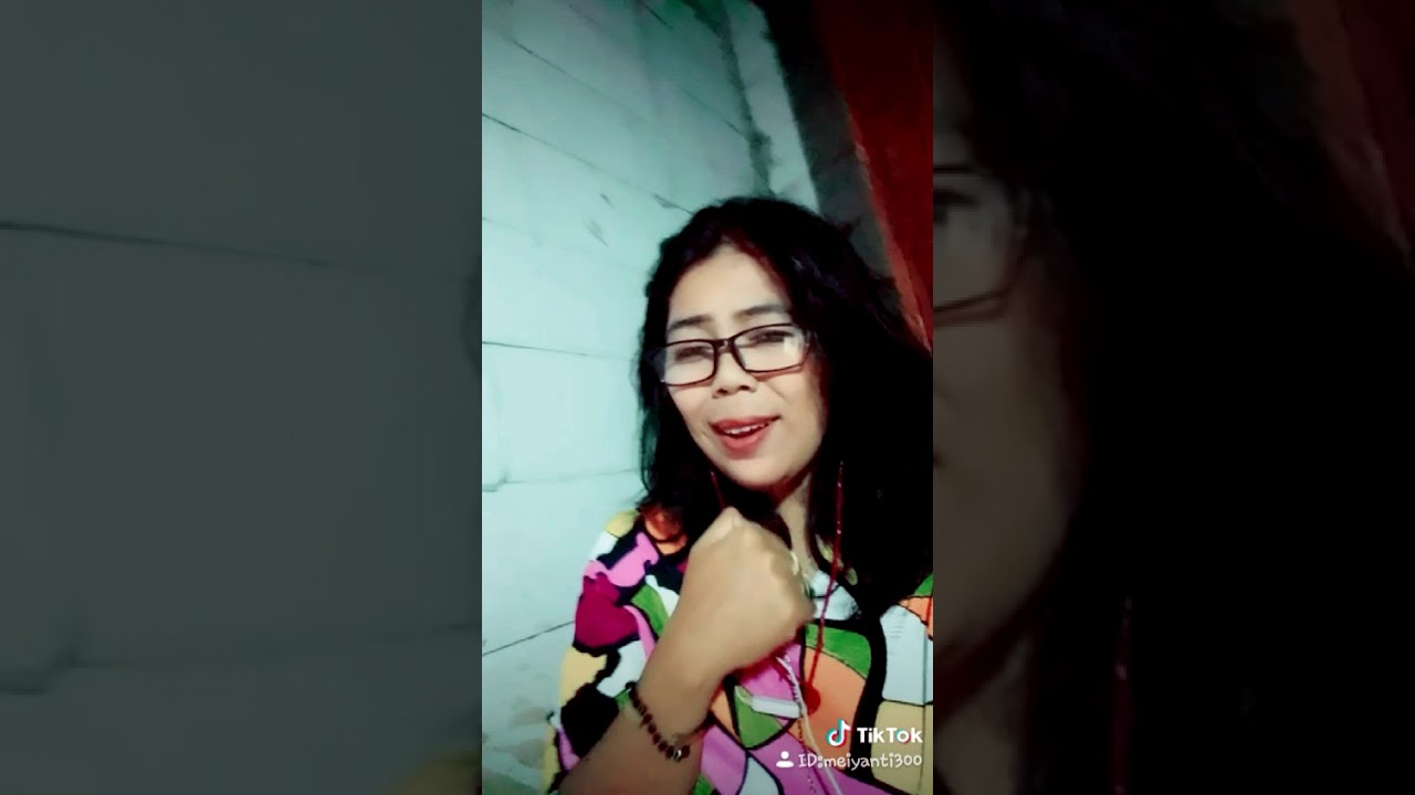 Rela demi cinta - YouTube