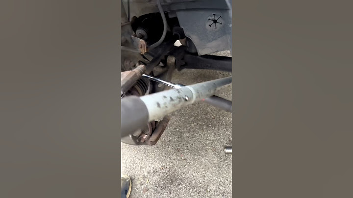 This Tool Hack Is A Game Changer! #carguys #tooltip #carhack