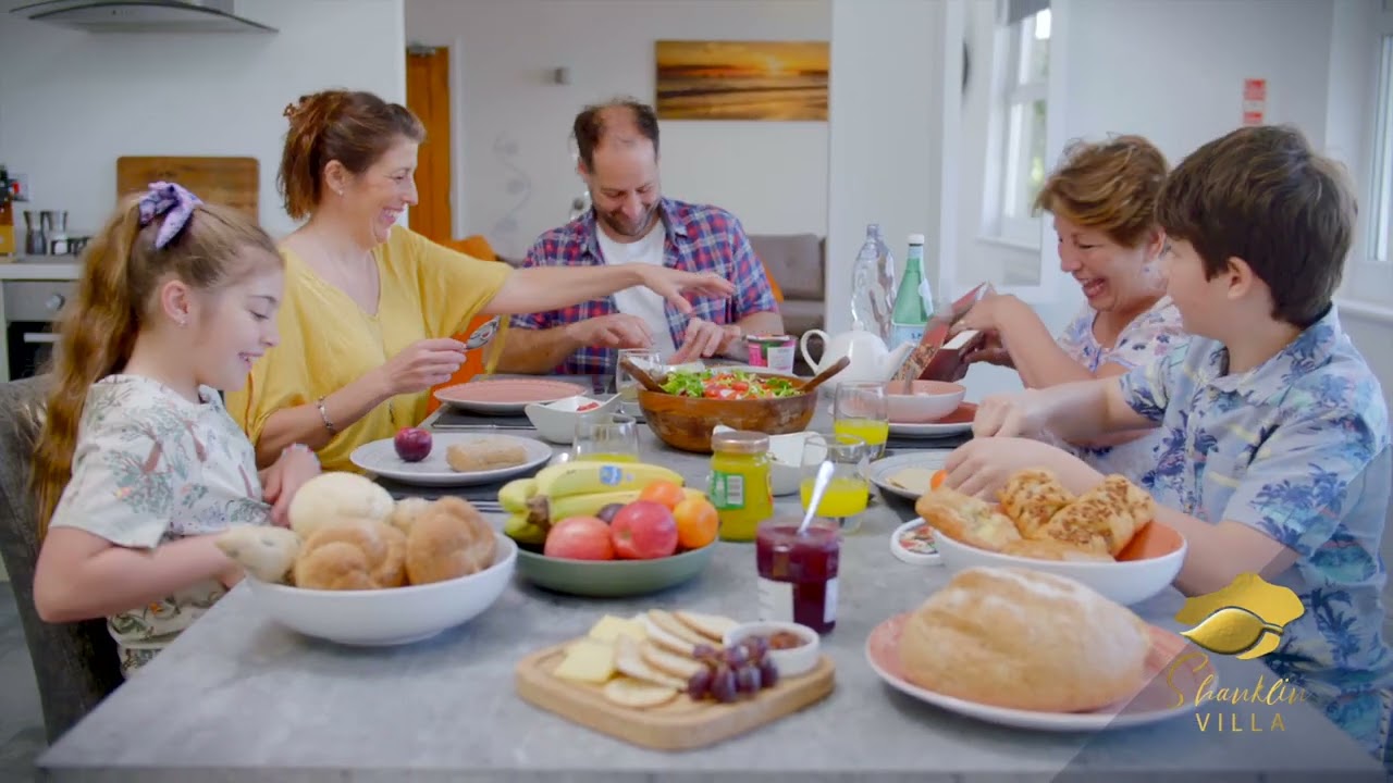 Luxury Family Holidays on the Isle of Wight | Private Hot Tubs & Hotel Leisure