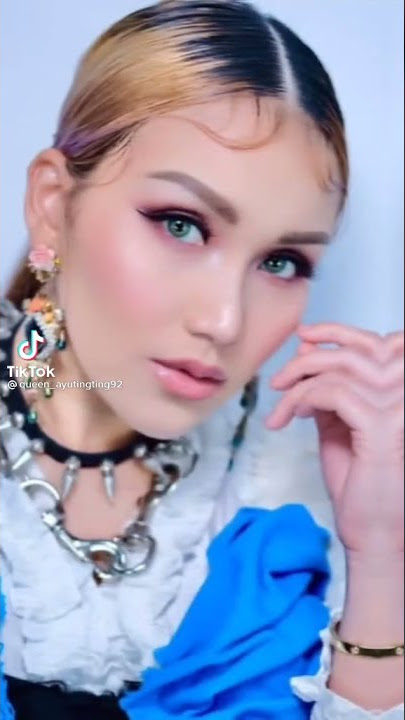 DERETAN FOTO JEDAGJEDUG AYU TINGTING #shorts #ayutingting #mohabbatein