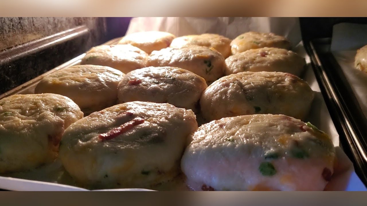 Bacon Cheddar Cheese Biscuit! YouTube