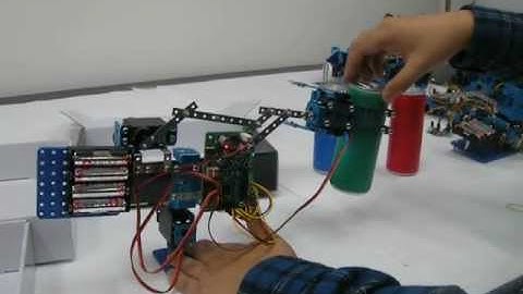 Color Detector Robot by Robolink