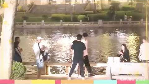 Hậu trường tay nắm tay của Tiêu Tiêm - Tống Uy Long & Đàm Tùng Vận