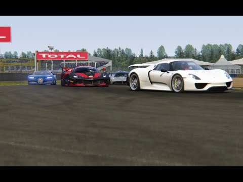 battle-ferrari-fxx-k-vs-supercars-at-circuit-de-la-sarthe